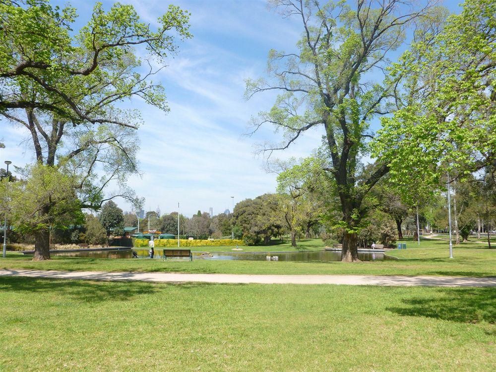 Melbourne'S Princes Park Hotel Eksteriør billede